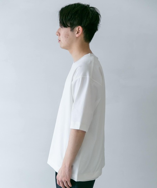 URBAN RESEARCH DOORS(アーバンリサーチドアーズ)の「Quick dry ボックスショートスリーブTシャツ(Tシャツ/カットソー・メンズ・グリーン/ホワイト/ブラック/グレー系その他/ネイビー/ブルー・LARGE/X-LARGE/MEDIUM)」の17枚目の写真