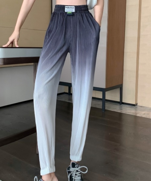 Bifrost(ビフレスト)の「グラデーション プリーツパンツ(その他パンツ・レディース・ブラック・M/L)」の10枚目の写真