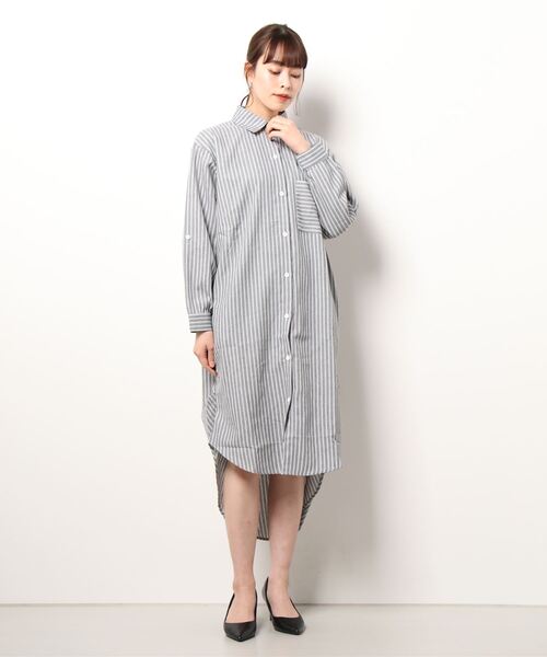 KOBE LETTUCE（コウベレタス）の「タックデザインストライプシャツワンピース[E3080]（シャツワンピース・レディース・グレー/ブルー・FREE）」の2枚目の写真