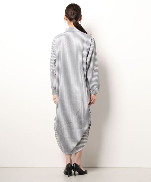 KOBE LETTUCE（コウベレタス）の「タックデザインストライプシャツワンピース[E3080]（シャツワンピース・レディース・グレー/ブルー・FREE）」の4枚目の写真
