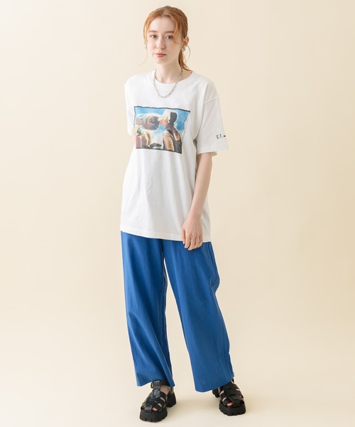Paradise Picnic(パラダイスピクニック)の「ET フィルムアートTシャツ(Tシャツ/カットソー・レディース・ベージュ/ブルー・FREE)」の13枚目の写真