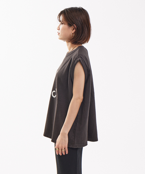 Rouge vif(ルージュヴィフ)の「mucci 別注ミニ裏毛ロゴT(Tシャツ/カットソー・レディース・ホワイト/ブラック・フリー)」の12枚目の写真