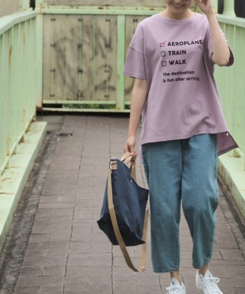 FUNALIVE(ファンアライブ)の「AMERICAN FUDGE トラベルモチーフ5分袖Tシャツ(Tシャツ/カットソー・レディース・グリーン/ラベンダー/ナチュラル/オフホワイト/ブラック・FREE)」の5枚目の写真