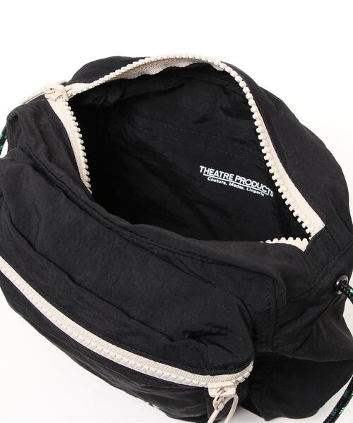 THEATRE PRODUCTS(シアタープロダクツ)の「【THEATRE PRODUCTS】SQUARE SHOULDER POCHETTE(ショルダーバッグ・レディース・ベージュ/ブラック・FREE)」の5枚目の写真