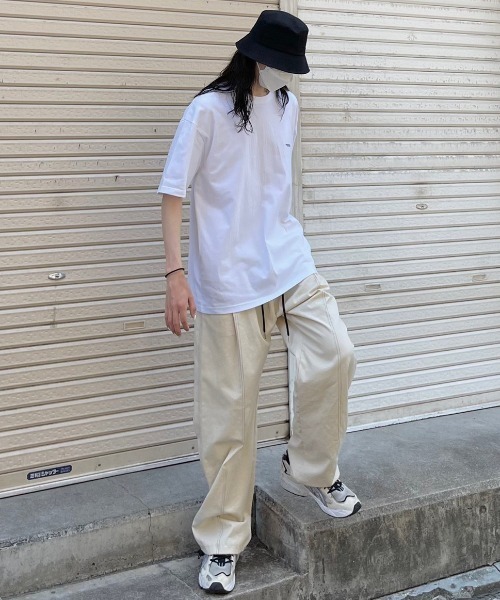 Chikashitsu +（チカシツプラス）の「【Chikashitsu +/チカシツプラス】design stitch chino pants/ステッチパンツ チノパンツ ズボン ボトム（チノパンツ・メンズ・ブラック/アイボリー・ONE SIZE）」の17枚目の写真