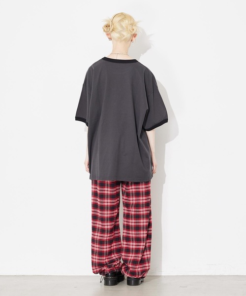 X-girl（エックスガール）の「LOGO RINGER S/S TEE/ブランドロゴ リンガーTシャツ（Tシャツ/カットソー・レディース・チャコール/ホワイト/ライトパープル・S/M）」の13枚目の写真