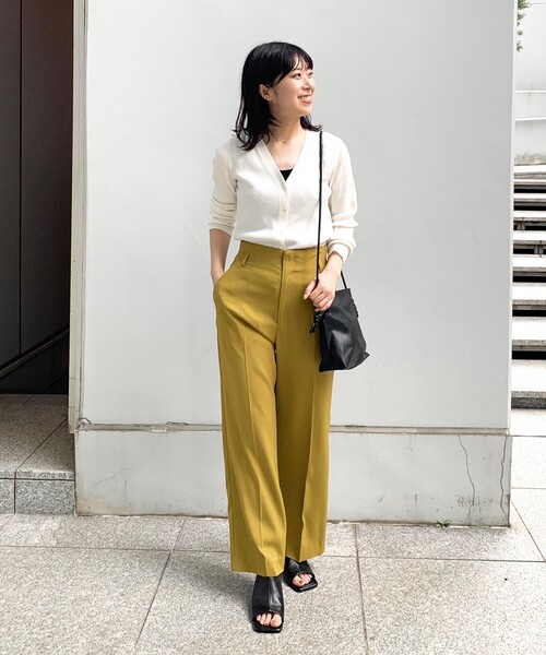 OPAQUE.CLIP（オペークドットクリップ）の「◆アセテートコットン リブVネックカーディガン【マルチファンクション/WEB限定カラー・サイズ】（カーディガン/ボレロ・レディース・ブラック/ブラウン系その他/ホワイト系その他6/ベージュ系8/ライトグリーン系/ブルー系7/ピンク系・40/38/36）」の16枚目の写真