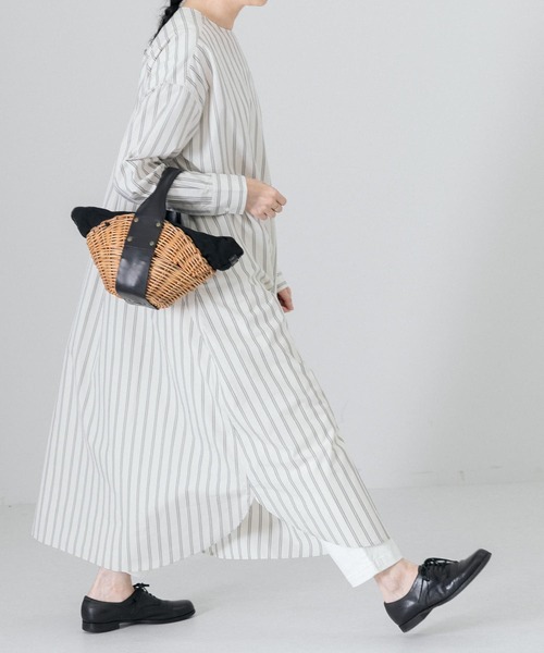 かぐれ（カグレ）の「ストライプクルーネックワンピース（ワンピース・レディース・オフホワイト/ブルー・FREE）」の21枚目の写真