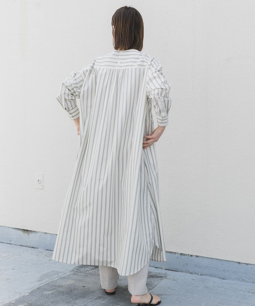 かぐれ（カグレ）の「ストライプクルーネックワンピース（ワンピース・レディース・オフホワイト/ブルー・FREE）」の13枚目の写真