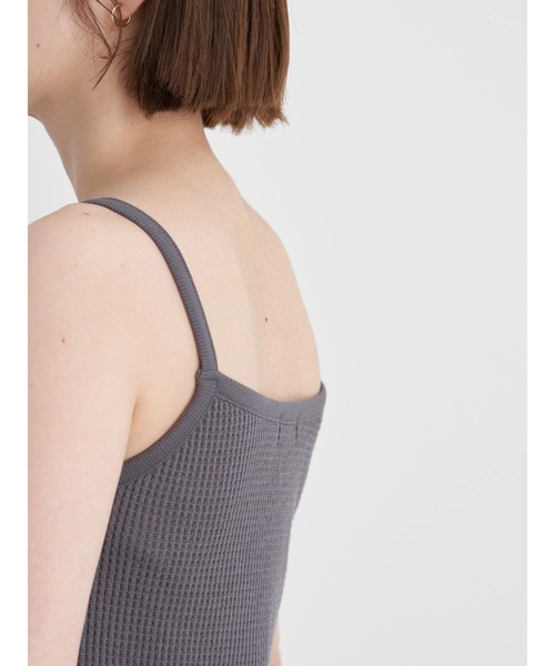 earth music&ecology（アースミュージックアンドエコロジー）の「カップ付きキャミソール（キャミソール・レディース・チャコールグレー/アイボリー/グレイッシュベージュ/ダークブラウン・S/M）」の8枚目の写真