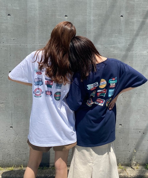 ADIRA（アディラ）の「ユニセックスワッペンプリントT（Tシャツ/カットソー・レディース・ホワイト/ネイビー・X-LARGE）」の6枚目の写真