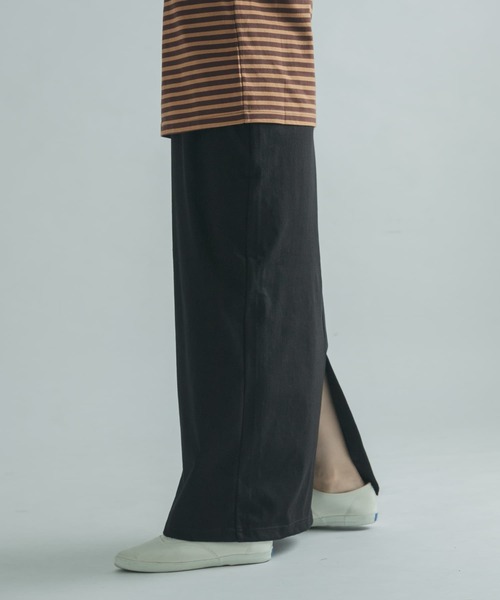 FORK&SPOON（フォークアンドスプーン）の「FORK&SPOON　カットストレートスカート（スカート・レディース・ブラック/ライトベージュ・1/2）」の4枚目の写真