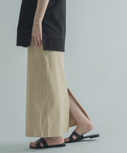 FORK&SPOON（フォークアンドスプーン）の「FORK&SPOON　カットストレートスカート（スカート・レディース・ブラック/ライトベージュ・1/2）」の5枚目の写真