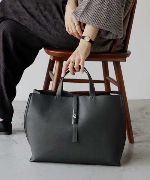 VitaFelice（ヴィータフェリーチェ）の「3ルームビジネストートバッグ（トートバッグ・レディース・ライトグレー/グレー/ブラック/チャコール・FREE）」の3枚目の写真