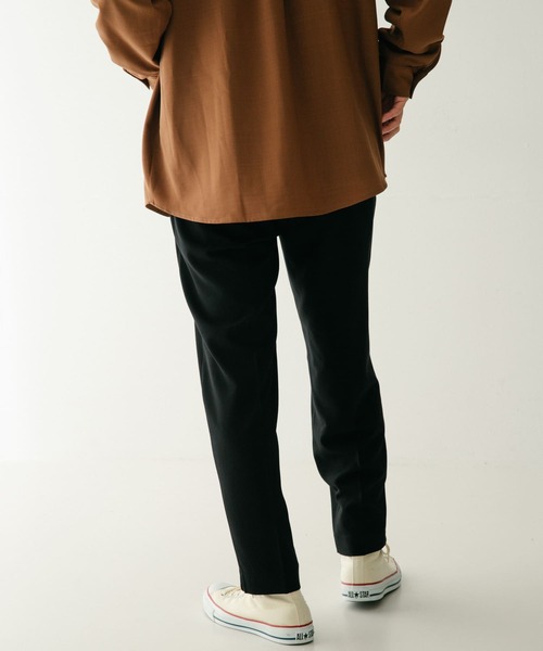 ITEMS URBANRESEARCH（アイテムズ アーバンリサーチ）の「『セットアップ対応』 TR スラックス（スラックス・メンズ・グリーン/ベージュ/ブラック/ネイビー・LARGE/MEDIUM）」の5枚目の写真