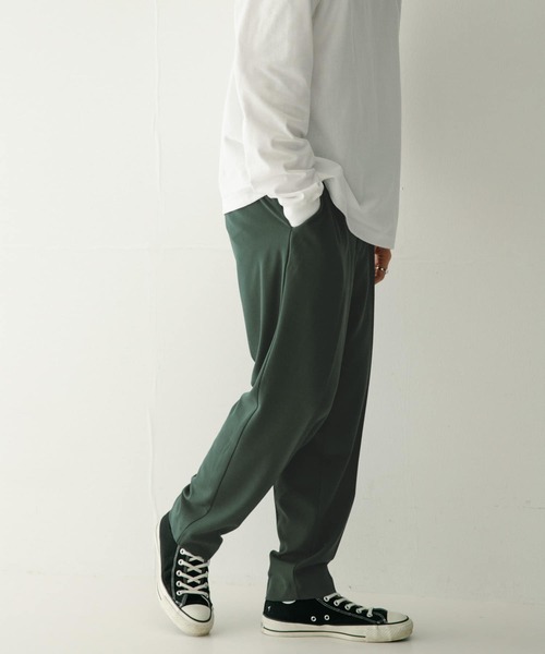 ITEMS URBANRESEARCH（アイテムズ アーバンリサーチ）の「『セットアップ対応』 TR スラックス（スラックス・メンズ・グリーン/ベージュ/ブラック/ネイビー・LARGE/MEDIUM）」の10枚目の写真