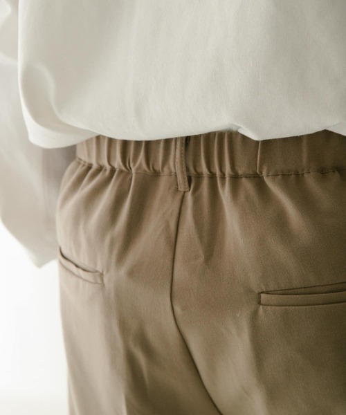 ITEMS URBANRESEARCH（アイテムズ アーバンリサーチ）の「『セットアップ対応』 TR スラックス（スラックス・メンズ・グリーン/ベージュ/ブラック/ネイビー・LARGE/MEDIUM）」の21枚目の写真