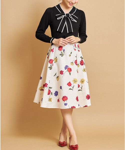 tocco closet(トッコ クローゼット)の「配色ライン入りボウタイりぼんニットプルオーバー(ニット/セーター・レディース・グレイッシュブルー/ピンク系その他/オフホワイト/ブラック/ベージュ・M)」の16枚目の写真