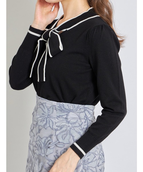tocco closet(トッコ クローゼット)の「配色ライン入りボウタイりぼんニットプルオーバー(ニット/セーター・レディース・グレイッシュブルー/ピンク系その他/オフホワイト/ブラック/ベージュ・M)」の14枚目の写真