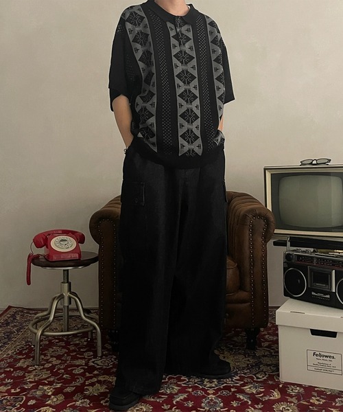 kutir(クティール)の「レトロジャガード柄ニットポロ(ポロシャツ・メンズ・シルバー/ゴールド・MEDIUM/LARGE)」の5枚目の写真