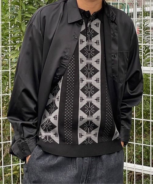 kutir(クティール)の「レトロジャガード柄ニットポロ(ポロシャツ・メンズ・シルバー/ゴールド・MEDIUM/LARGE)」の14枚目の写真