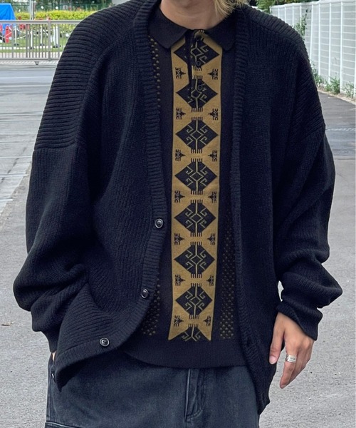 kutir(クティール)の「レトロジャガード柄ニットポロ(ポロシャツ・メンズ・シルバー/ゴールド・MEDIUM/LARGE)」の17枚目の写真