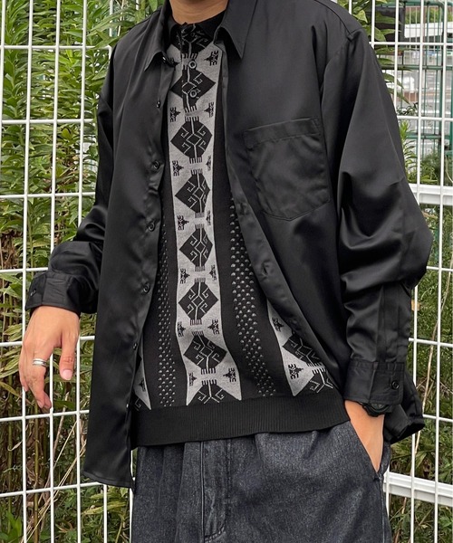 kutir(クティール)の「レトロジャガード柄ニットポロ(ポロシャツ・メンズ・シルバー/ゴールド・MEDIUM/LARGE)」の18枚目の写真