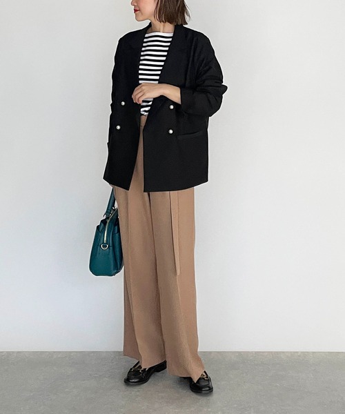 PICCIN PERLA（ピッチンペルラ）の「パールボタンテーラードジャケット（テーラードジャケット・レディース・ベージュ/ブラック・M）」の22枚目の写真