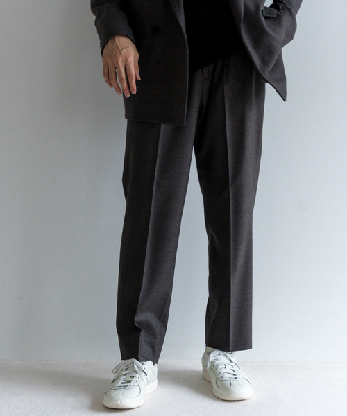 EDIFICE（エディフィス）の「サキソニー 1タック スラックス【セットアップ着用可】（その他パンツ・メンズ・ネイビー/ベージュ系その他/ブラウン/カーキ・LARGE/SMALL/X-LARGE/MEDIUM）」の13枚目の写真