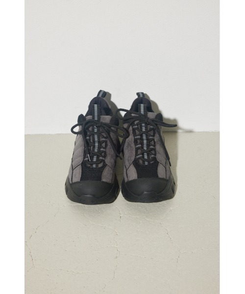 LAGUA GEM（ラグアジェム）の「F/SUEDE DUD SHOES フェイクスエードダッドシューズ（スニーカー・レディース・グレー/ベージュ・SMALL/MEDIUM/LARGE）」の3枚目の写真