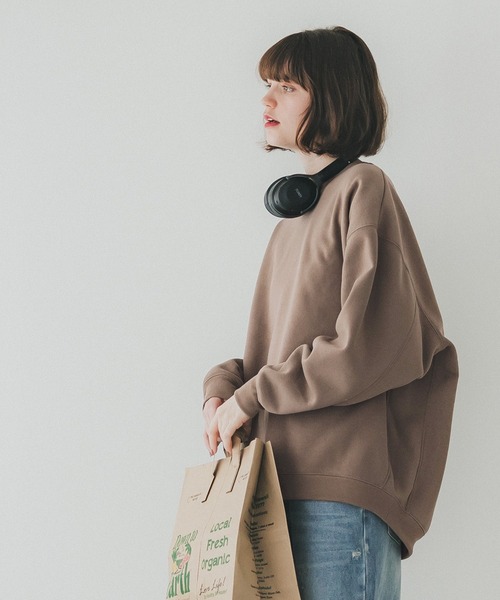 coca(coca)(コカ)の「ふわり~オーバーサイズクルーネックスウェット(スウェット・レディース・ブラウン/グレー/ブラック/グリーン/チャコール/ブルー・M/L)」の13枚目の写真