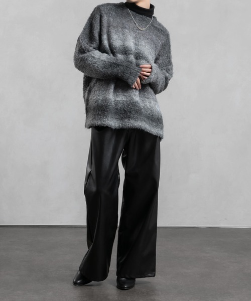 Adoon plain（アドーンプレーン）の「【Adoon plain】グラデーションルーズニット（ニット/セーター・メンズ・ブラック/パープル系/ブラウン・MEDIUM/LARGE）」の4枚目の写真