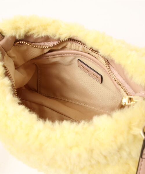 Samantha Thavasa（サマンサタバサ）の「ソフトファー ショルダーバッグ（ショルダーバッグ・レディース・イエロー/ブラウン/グレイッシュベージュ/ライトブルー/その他1・FREE）」の16枚目の写真