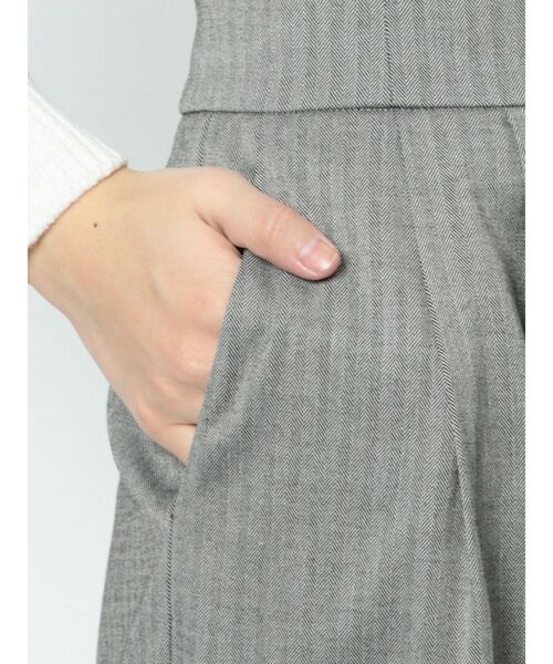 EMODA（エモダ）の「スーパーハイウエストストレートパンツ（その他パンツ・レディース・ブラック/ブルー/グレー・SMALL/MEDIUM）」の19枚目の写真