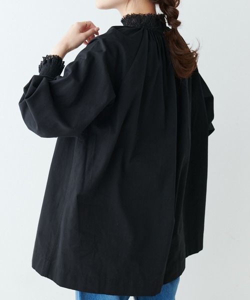 PUAL CE CIN（ピュアルセシン）の「レースシャーリングブラウス（シャツ/ブラウス・レディース・オフホワイト/ブラック・FREE）」の9枚目の写真