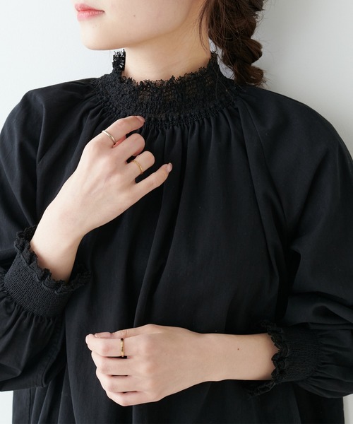 PUAL CE CIN（ピュアルセシン）の「レースシャーリングブラウス（シャツ/ブラウス・レディース・オフホワイト/ブラック・FREE）」の10枚目の写真