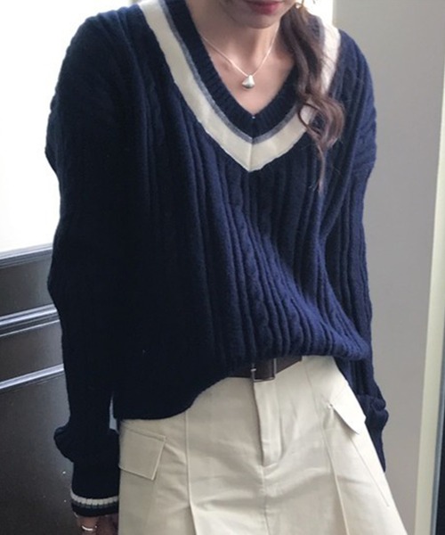 DAY CLOSET(デイ クローゼット)の「レディース Vネックケーブル編みリブニットセーター(ニット/セーター・レディース・ホワイト/ネイビー/グレー/モカ・ONE SIZE)」の14枚目の写真