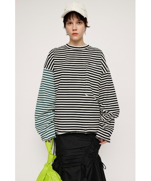 SLY（スライ）の「BIG PK C/N OVER L/S TOPS ビッグサイズ オーバーサイズ パーカー クルーネック オーバートップス（Tシャツ/カットソー・レディース・マルチ/ブラック・FREE）」の6枚目の写真