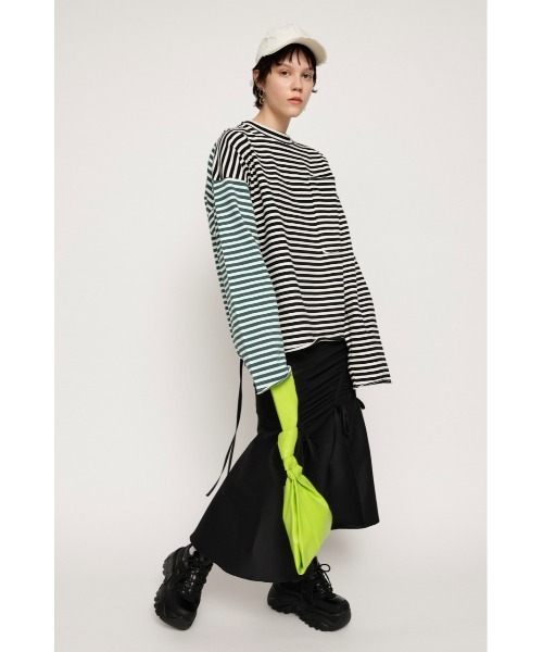 SLY（スライ）の「BIG PK C/N OVER L/S TOPS ビッグサイズ オーバーサイズ パーカー クルーネック オーバートップス（Tシャツ/カットソー・レディース・マルチ/ブラック・FREE）」の16枚目の写真