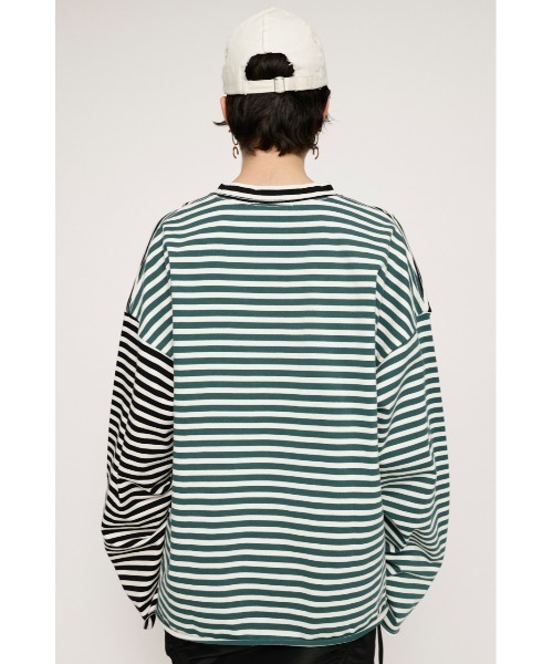 SLY（スライ）の「BIG PK C/N OVER L/S TOPS ビッグサイズ オーバーサイズ パーカー クルーネック オーバートップス（Tシャツ/カットソー・レディース・マルチ/ブラック・FREE）」の9枚目の写真