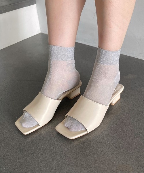 Heather(ヘザー)の「カラーアソートミュール 182411(サンダル・レディース・シルバー/アイボリー/ブラック/ラメ/ミント・M/L)」の2枚目の写真