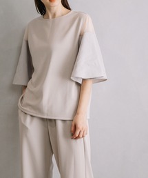 フレアースリーブトップス