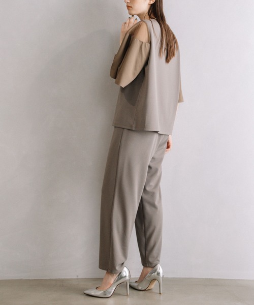 MARECHAL TERRE(マルシャルテル)の「フレアースリーブトップス(Tシャツ/カットソー・レディース・ライトグリーン/ライトグレー/モカ/ブラック・MEDIUM)」の12枚目の写真