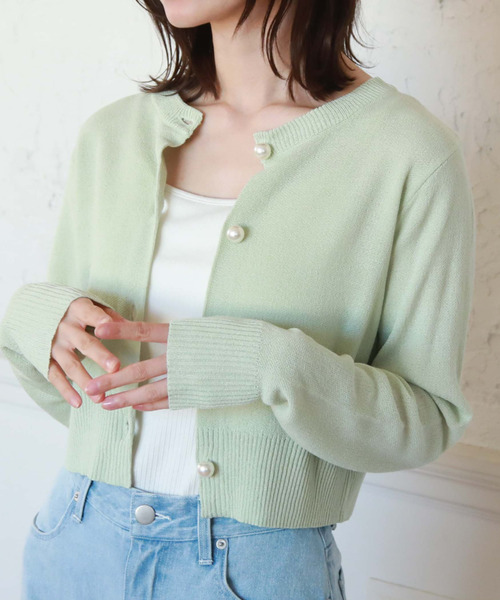 archives（アルシーヴ）の「パール釦カーディガン（カーディガン/ボレロ・レディース・オフホワイト/ブラック/ミント/ラベンダー・MEDIUM）」の4枚目の写真