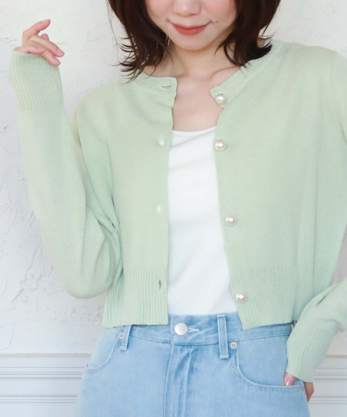 archives（アルシーヴ）の「パール釦カーディガン（カーディガン/ボレロ・レディース・オフホワイト/ブラック/ミント/ラベンダー・MEDIUM）」の5枚目の写真