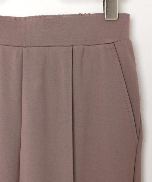 evernavy（エバーネイビー）の「ポンチフレアパンツ（その他パンツ・レディース・ブラック/ネイビー/グレイッシュベージュ/カーキ系/ブラウン系その他/アイボリー・M/L/S）」の11枚目の写真