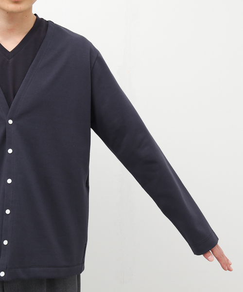 EDIFICE(エディフィス)の「【NORITAKE by EDIFICE】ハーフ スムース Vネック カーディガン(カーディガン/ボレロ・メンズ・ホワイト/チャコールグレー/コバルトブルー/ブラック/ネイビー・MEDIUM/LARGE)」の12枚目の写真