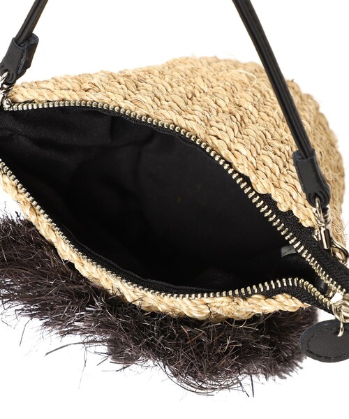 CAROLINA GLASER（カロリナ グレイサー）の「BAGMATI × CAROLINA GLASER /  CAT2way BAG（ショルダーバッグ・レディース・ベージュ・ONE SIZE）」の16枚目の写真