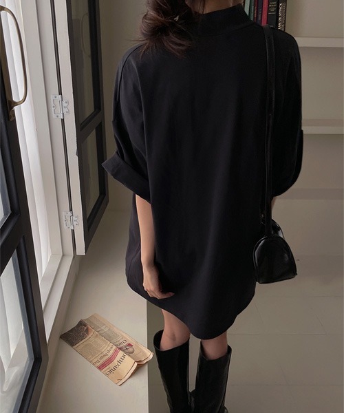 U LAN(ユーラン)の「ULAN MCハーフネックオーバー半袖Tシャツ(Tシャツ/カットソー・レディース・チャコールグレー/ブラック・FREE)」の7枚目の写真