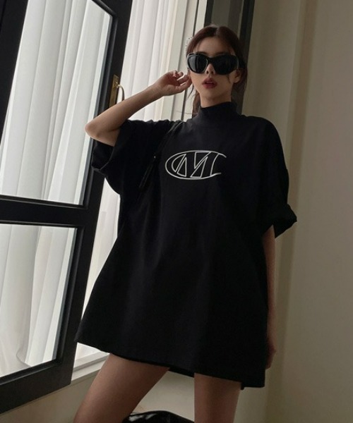 U LAN(ユーラン)の「ULAN MCハーフネックオーバー半袖Tシャツ(Tシャツ/カットソー・レディース・チャコールグレー/ブラック・FREE)」の20枚目の写真